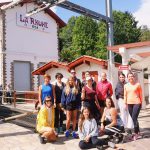 Etudiants à la gare pour la Rhune